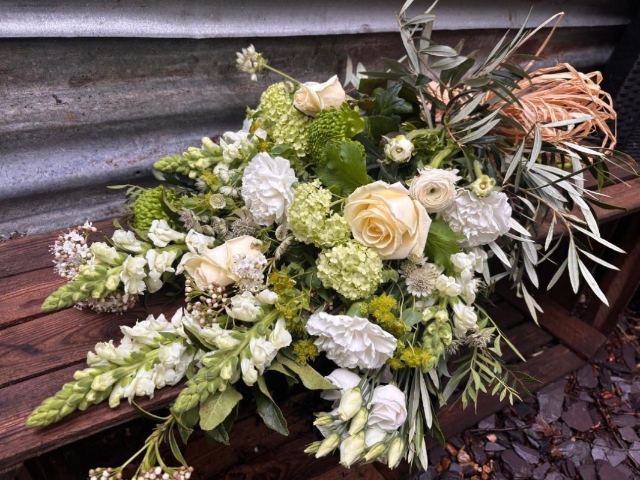 Garden hand tied sheaf